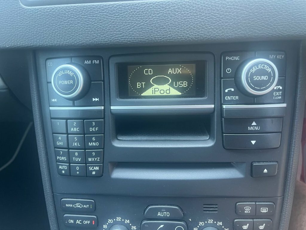 Volvo XC90 Silver #30