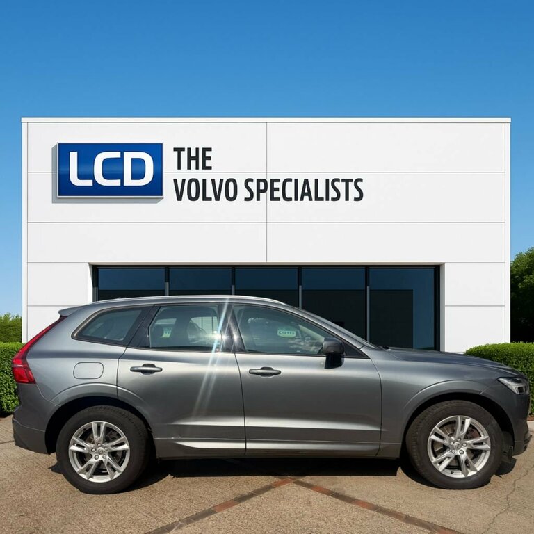 Volvo XC60 2L Momentum Pro Grey