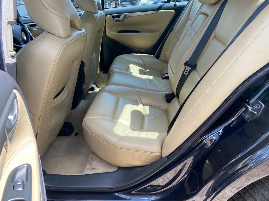 Volvo S60 Se D5 4-Door Grey #14