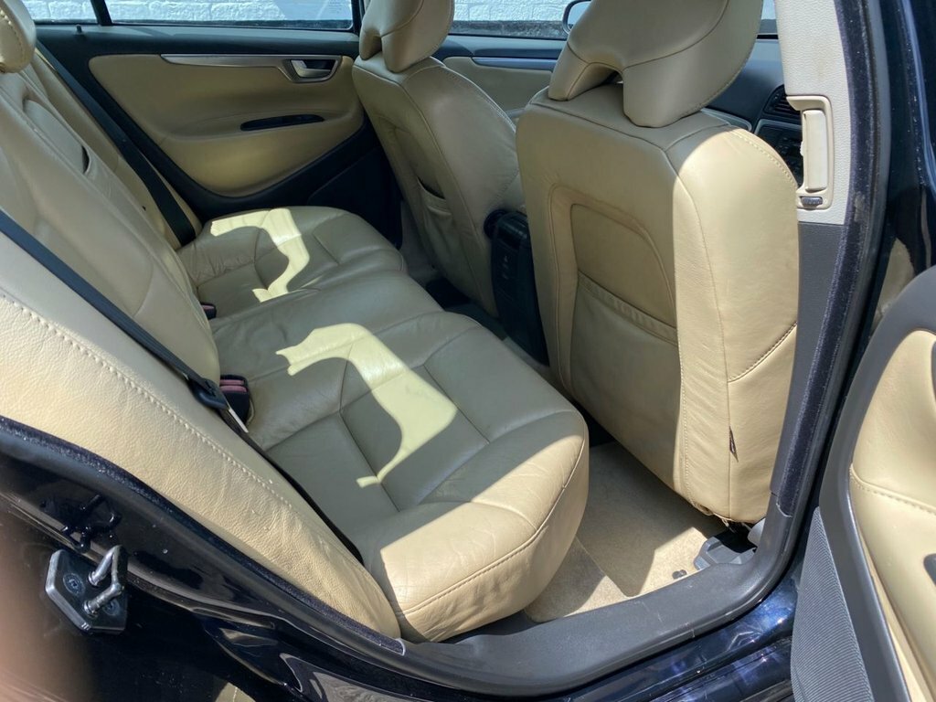Volvo S60 Se D5 4-Door Grey #11