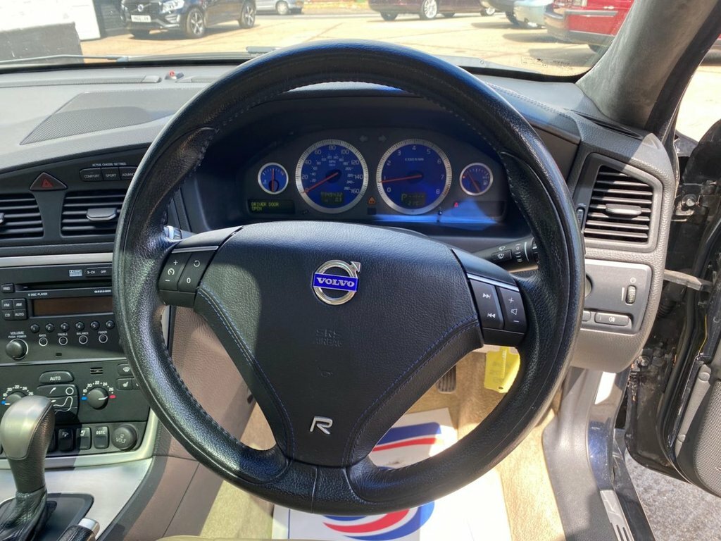 Volvo S60 Se D5 4-Door Grey #23