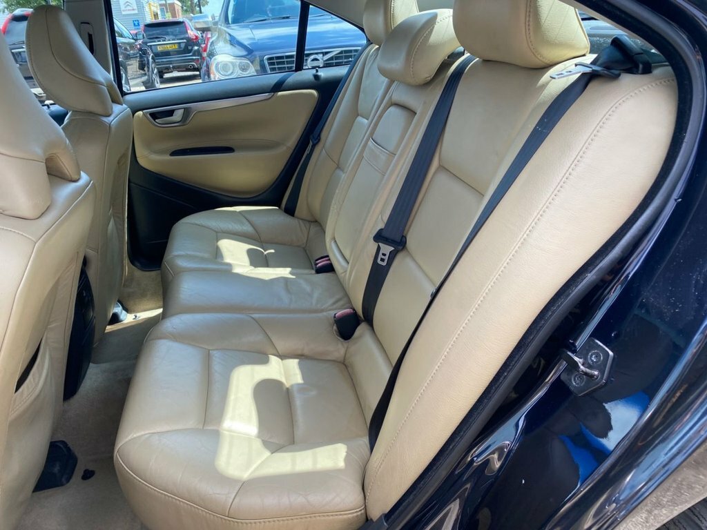 Volvo S60 Se D5 4-Door Grey #16