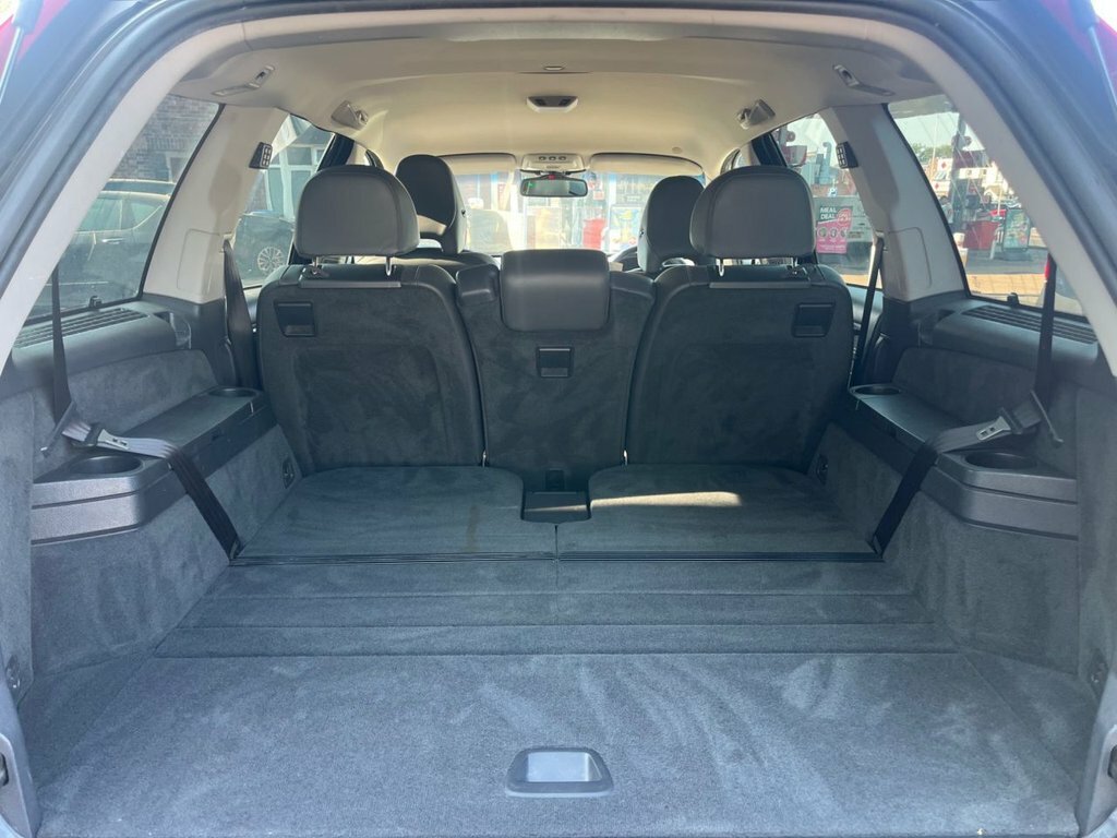 Volvo XC90 2.4 D5 Se Lux Awd 200 Bhp Silver #21