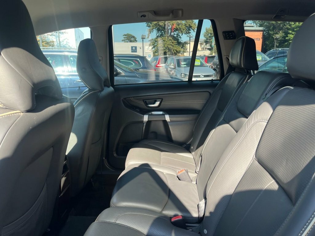 Volvo XC90 2.4 D5 Se Lux Awd 200 Bhp Silver #12