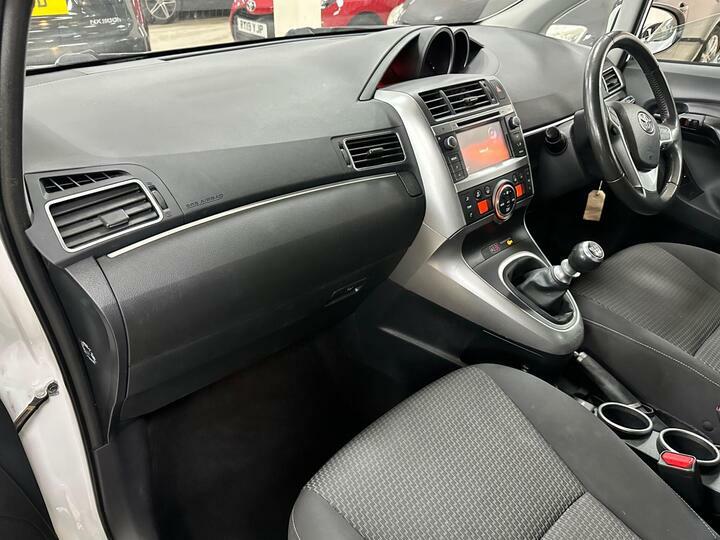 Toyota Verso 1.6 V-matic Icon Euro 6 White #6