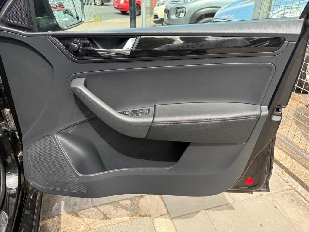 Seat Toledo  Black #53