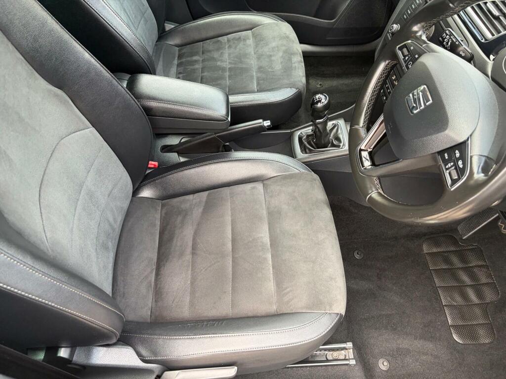 Seat Toledo  Black #36