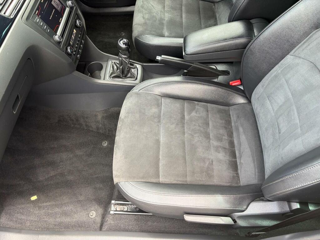 Seat Toledo  Black #77
