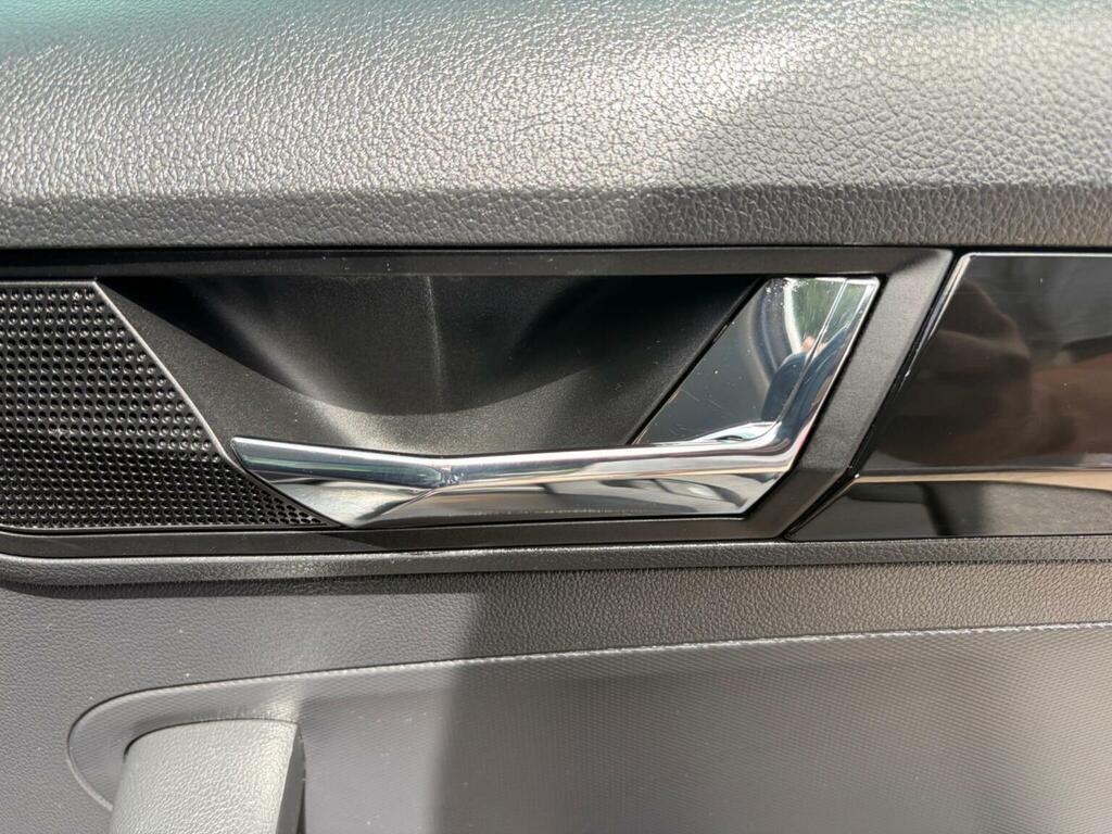 Seat Toledo  Black #64