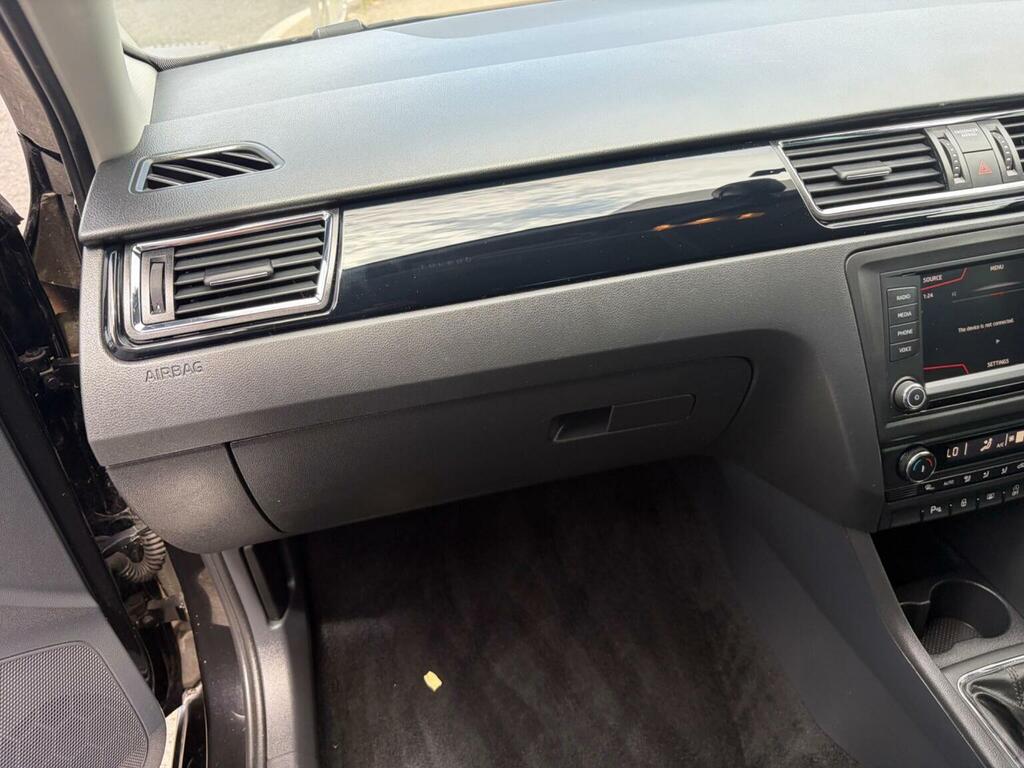 Seat Toledo  Black #81