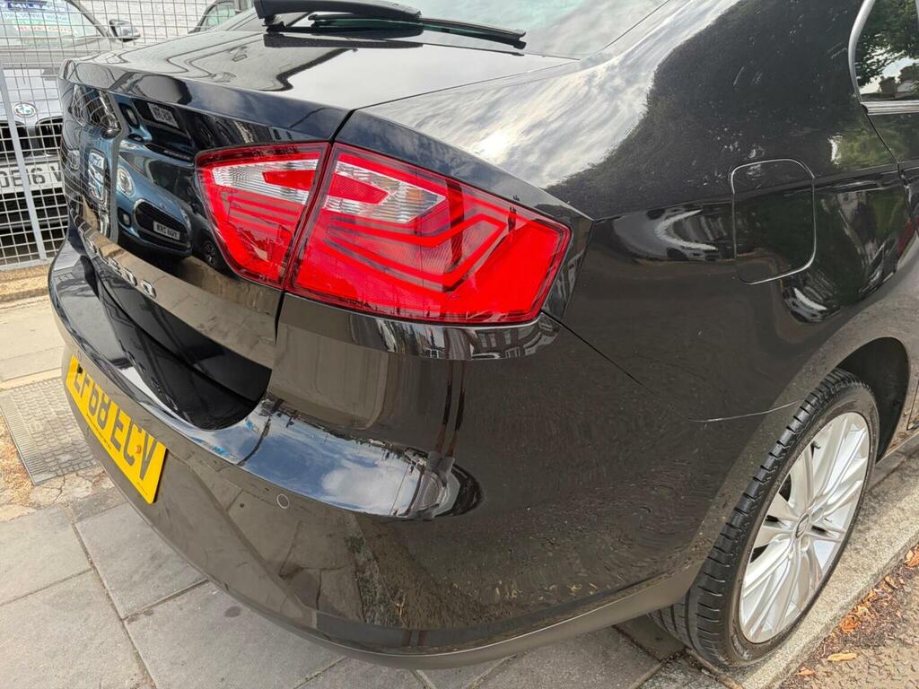 Seat Toledo  Black #24