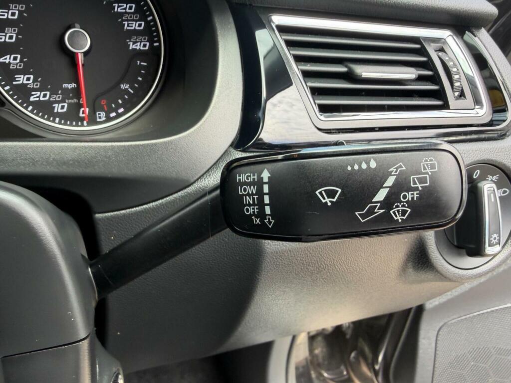 Seat Toledo  Black #44
