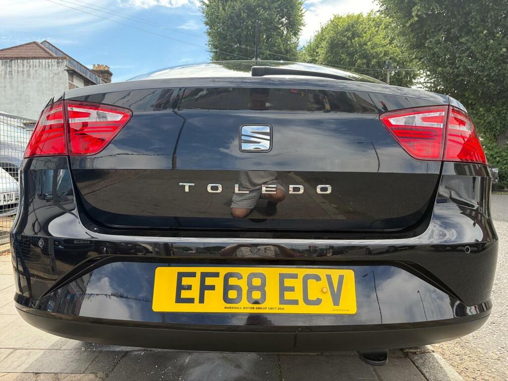 Seat Toledo  Black #22