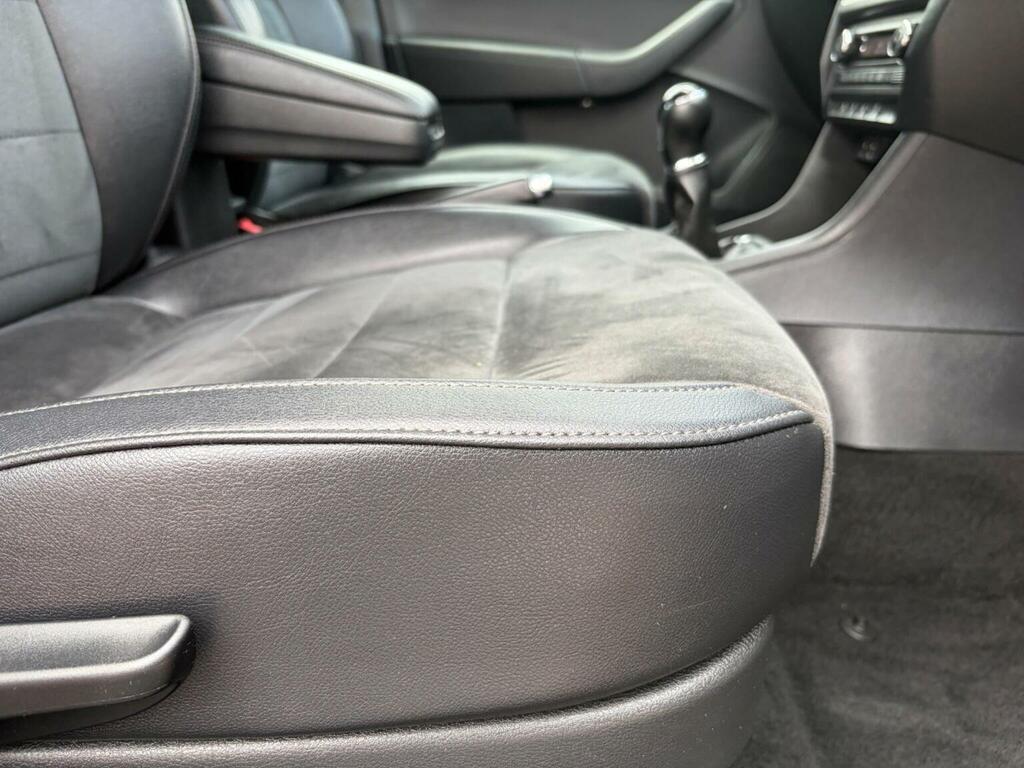 Seat Toledo  Black #37