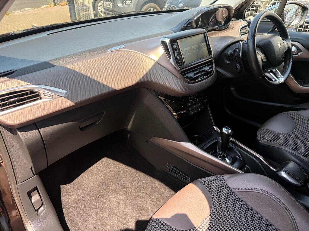 Peugeot 2008 Active Blue #81