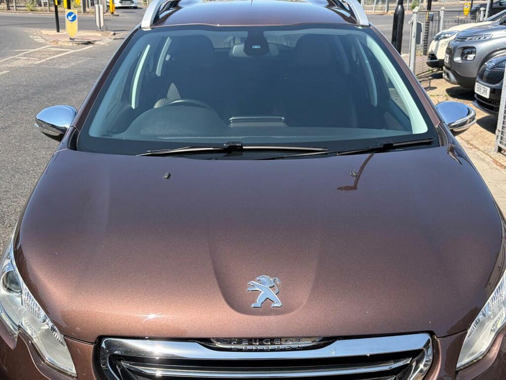 Peugeot 2008 Active Blue #9