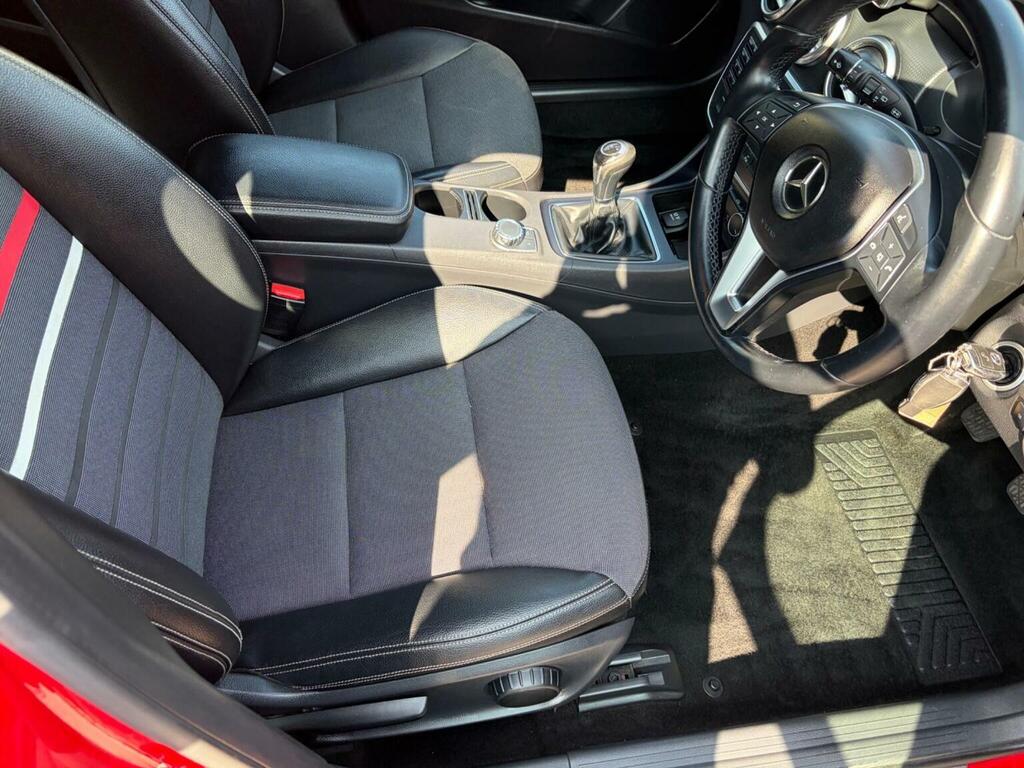 Mercedes-Benz A Class A180 Cdi Blueefficiency Amg Black #34