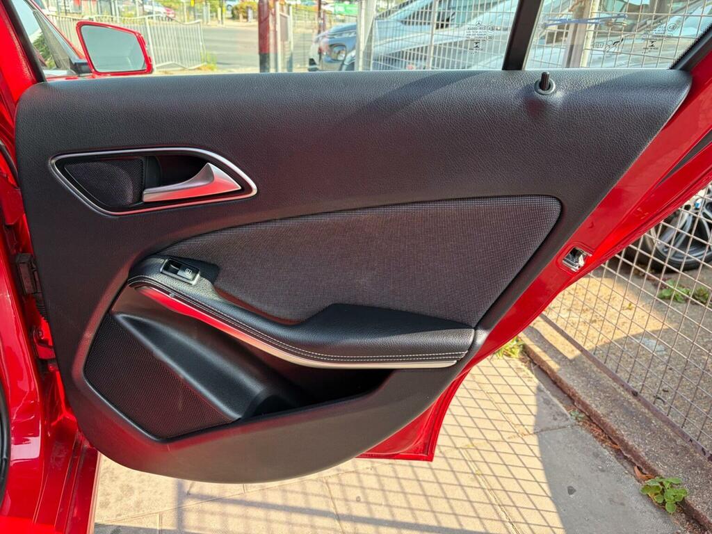 Mercedes-Benz A Class A180 Cdi Blueefficiency Amg Black #58