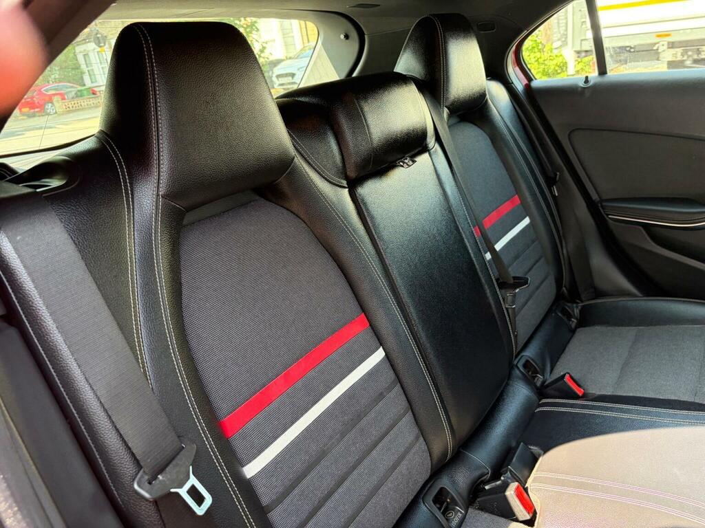 Mercedes-Benz A Class A180 Cdi Blueefficiency Amg Black #57