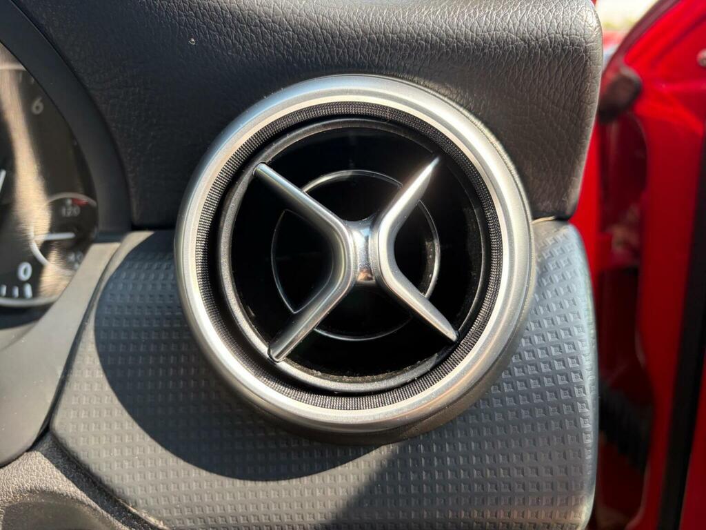 Mercedes-Benz A Class A180 Cdi Blueefficiency Amg Black #44