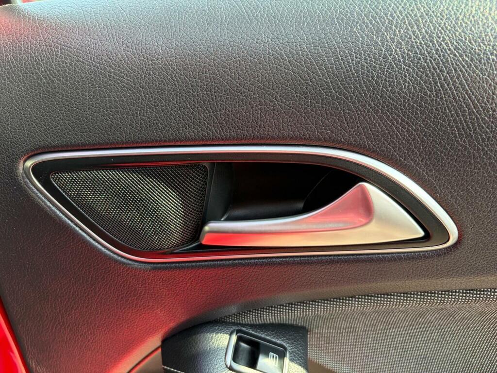 Mercedes-Benz A Class A180 Cdi Blueefficiency Amg Black #60