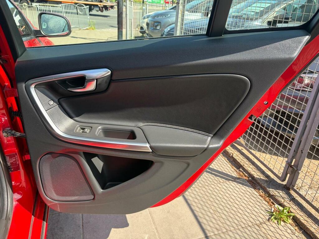 Volvo S60 2L R-design Lux Nav Red #62