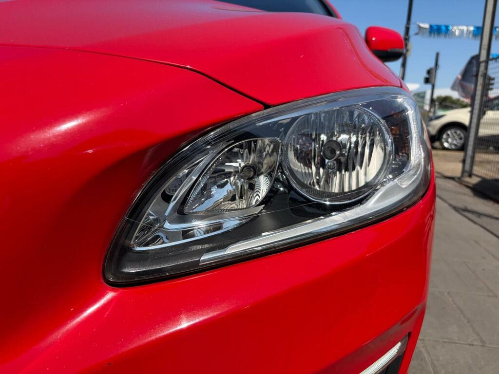 Volvo S60 2L R-design Lux Nav Red #11