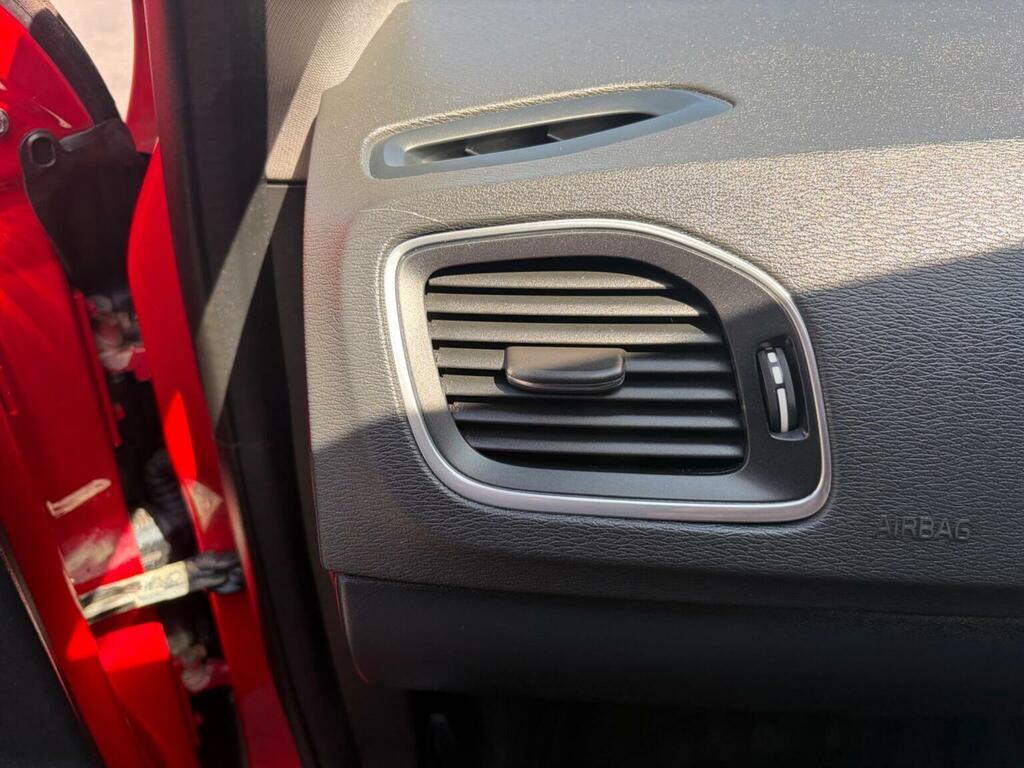 Volvo S60 2L R-design Lux Nav Red #81
