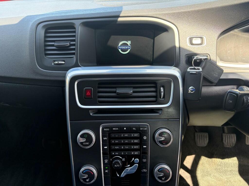 Volvo S60 2L R-design Lux Nav Red #49
