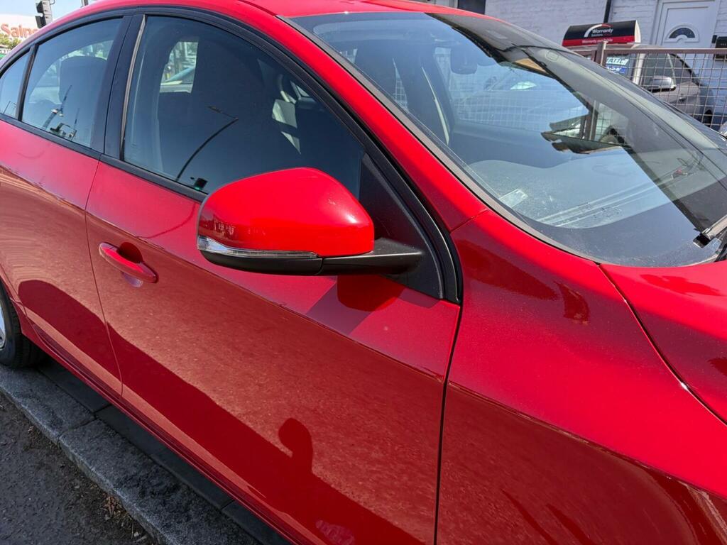 Volvo S60 2L R-design Lux Nav Red #21