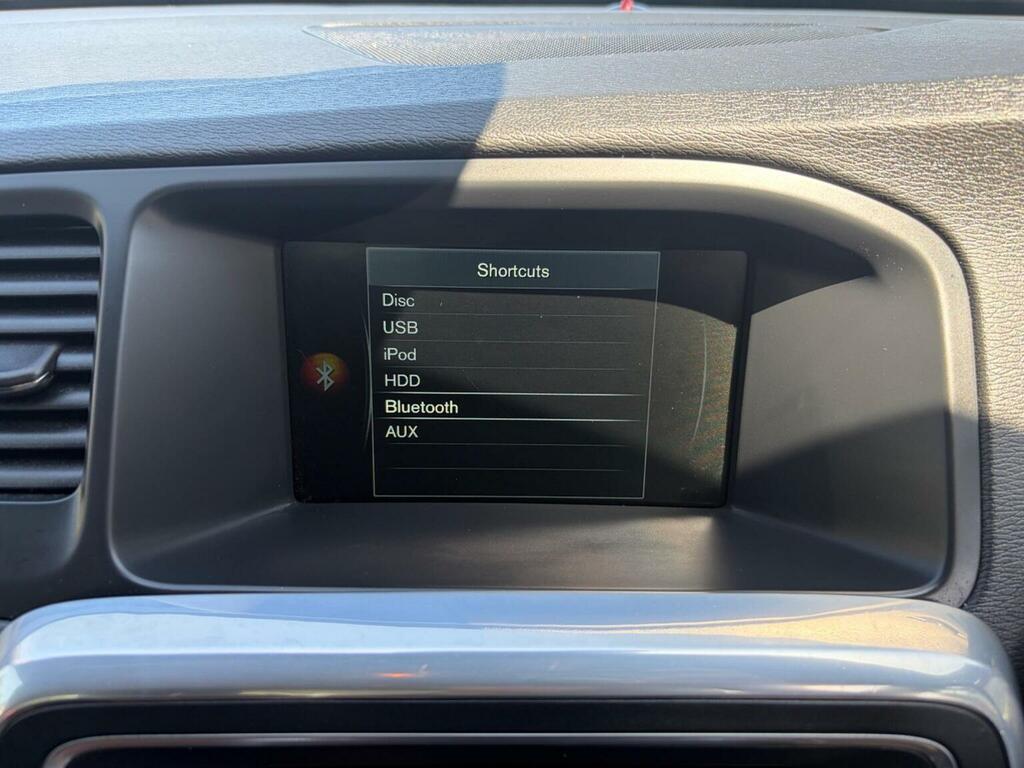 Volvo S60 2L R-design Lux Nav Red #48
