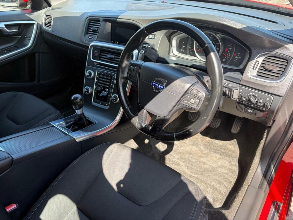 Volvo S60 2L R-design Lux Nav Red #34