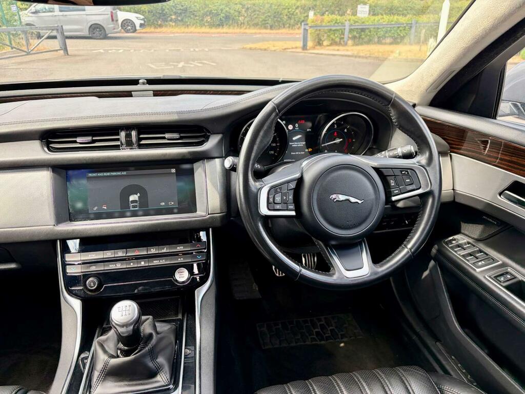 Jaguar XF 2.0D Portfolio Euro 6 Ss Grey #2