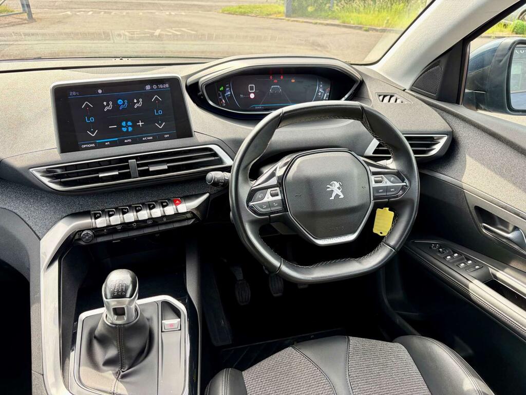 Peugeot 5008 1.5 Bluehdi Allure Euro 6 Ss MF19WUR Blue #2