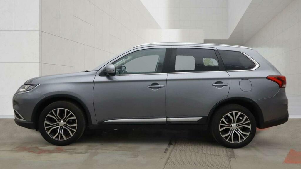 Mitsubishi Outlander 3 Grey #5