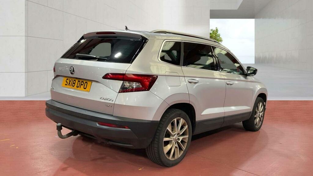 Skoda Karoq Se L Silver #4