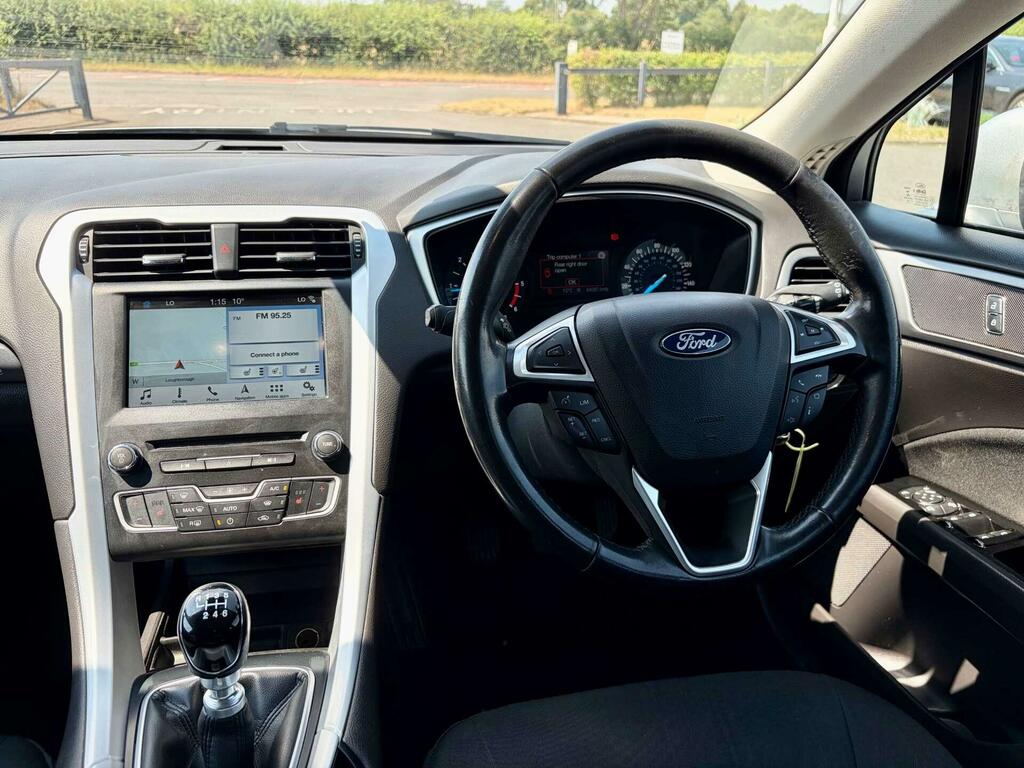 Ford Mondeo Zetec Edition Silver #2