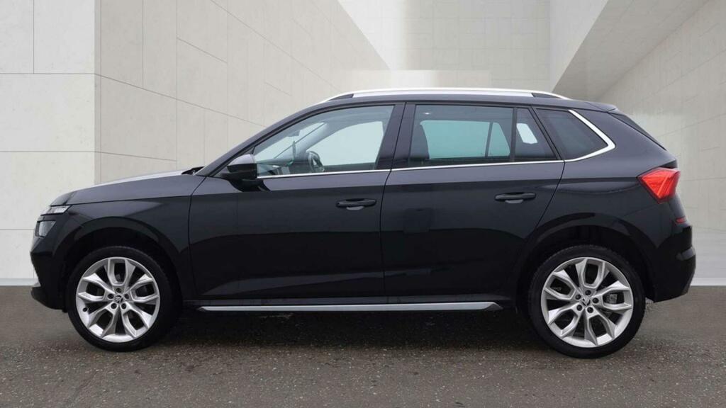 Skoda Kamiq Se L OV20LJJ Black #5