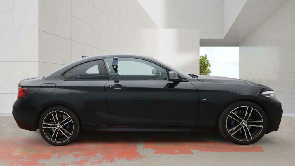 BMW 2 Series M Sport E020GCK Black #4