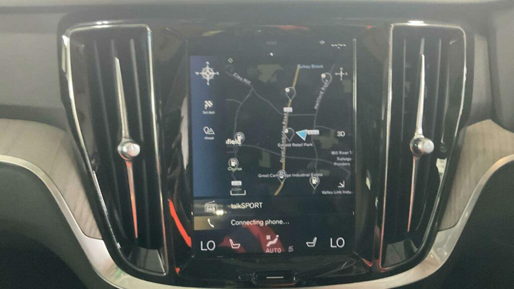 Volvo V60 D3 R-design Nav Black #12