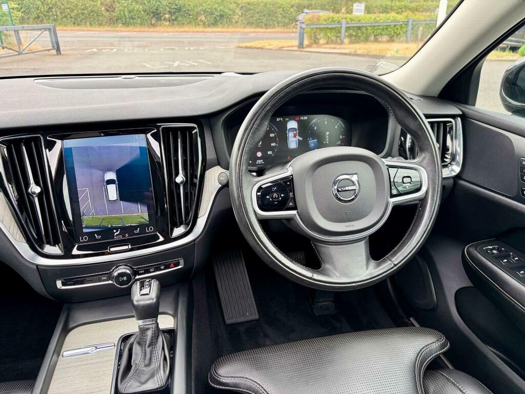 Volvo V60 2.0 D3 Inscription Pro Euro 6 Ss KS68LNG Black #2