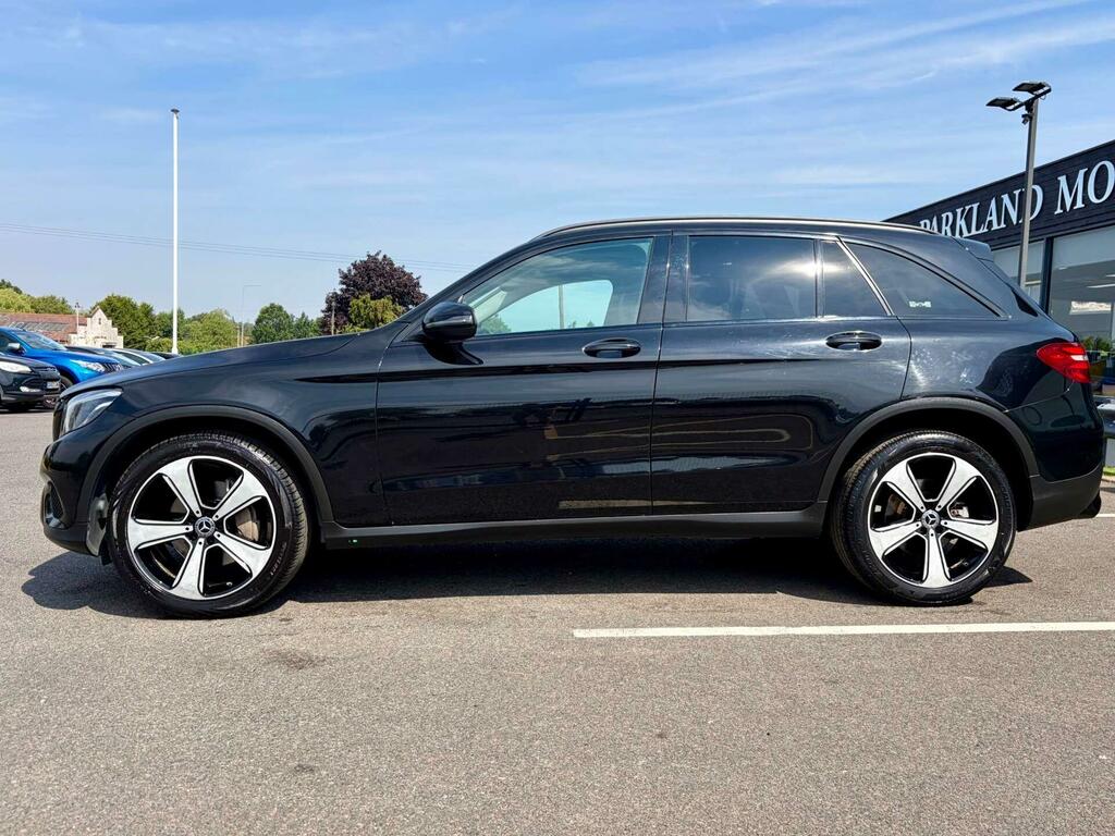 Mercedes-Benz GLC Class Urban Edition Black #5
