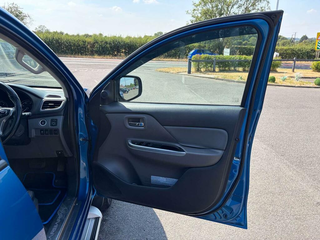 Mitsubishi L200 Warrior 2.4Di-d  #29