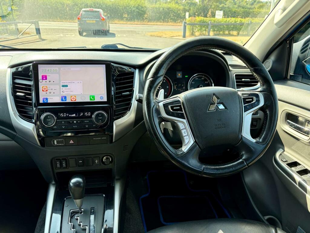 Mitsubishi L200 Dc Barbarian Blue #2