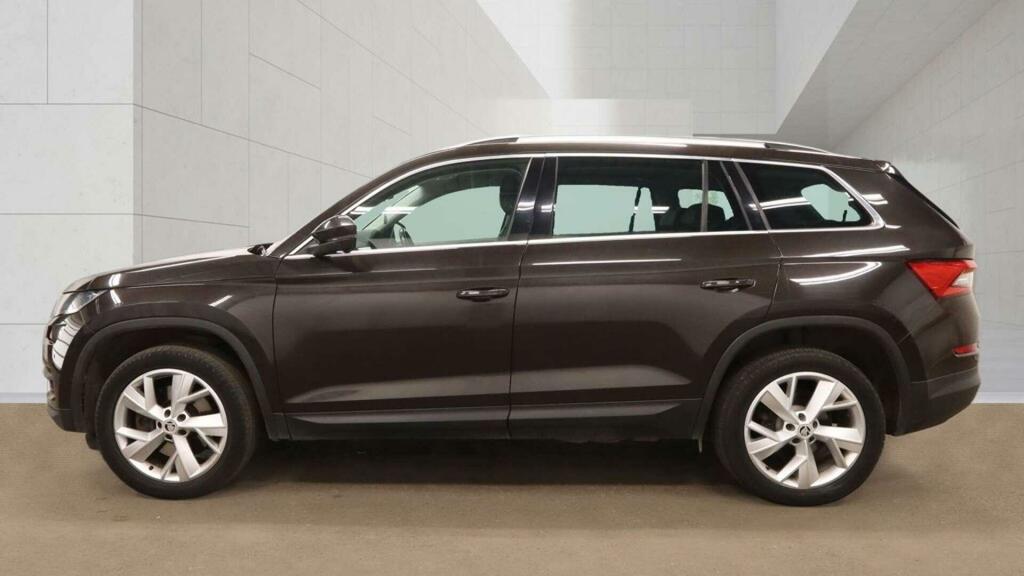 Skoda Kodiaq Edition Brown #5