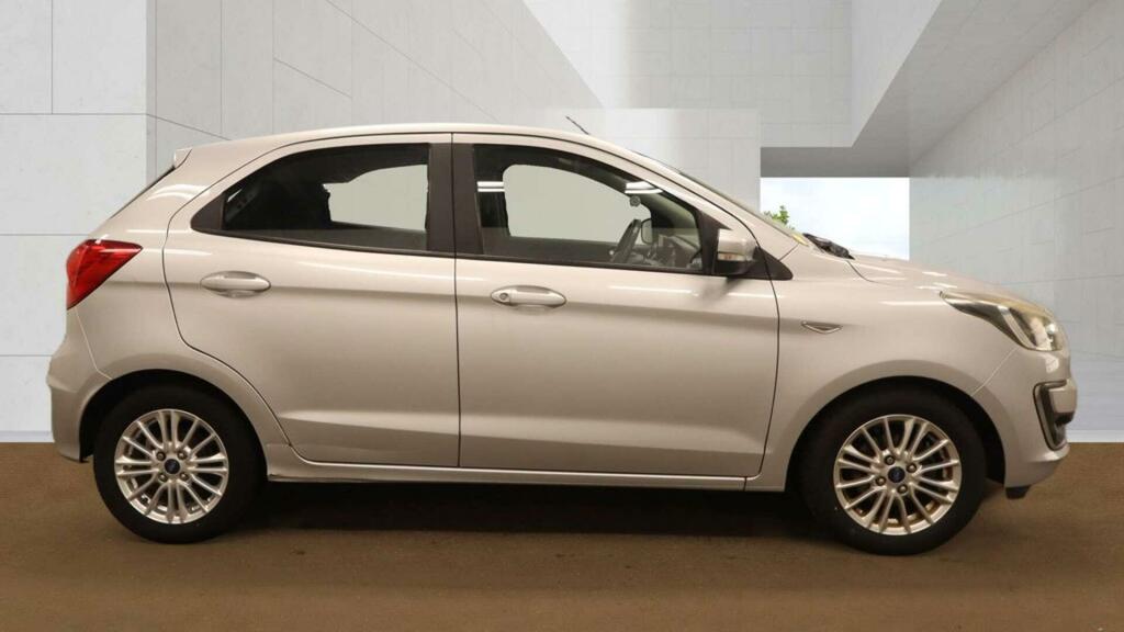 Ford KA+ Zetec Silver #5