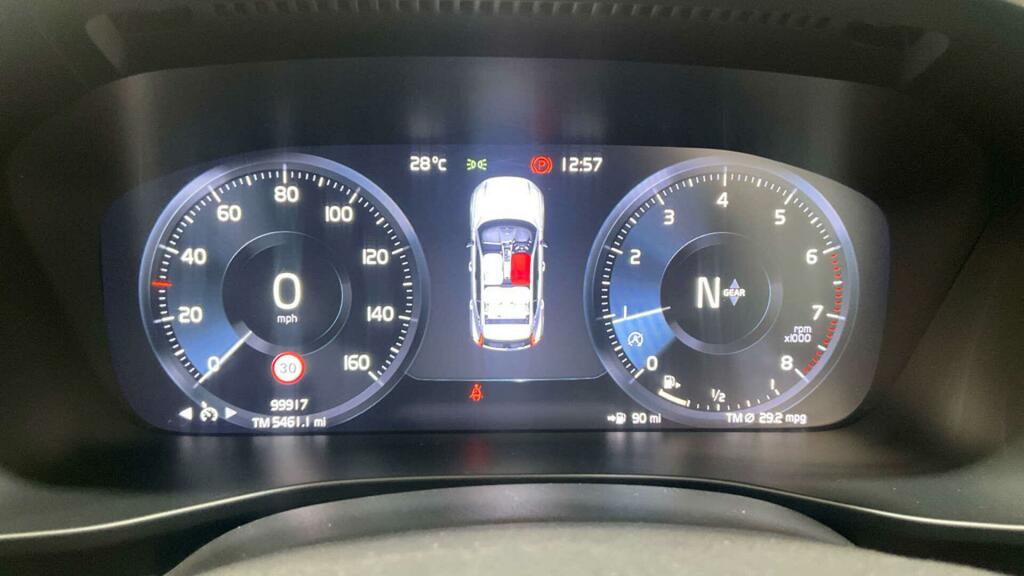 Volvo XC40 Xc40 First Edition D4 Awd Red #11