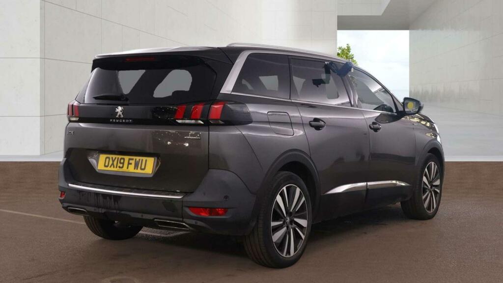 Peugeot 5008 Gt Line Premium Grey #4