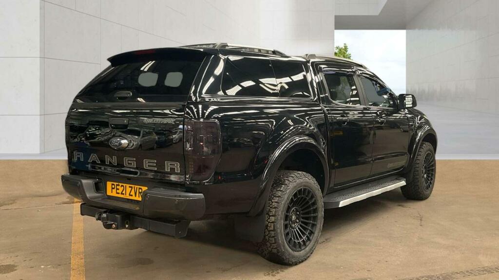 Ford Ranger Wildtrak Black #3