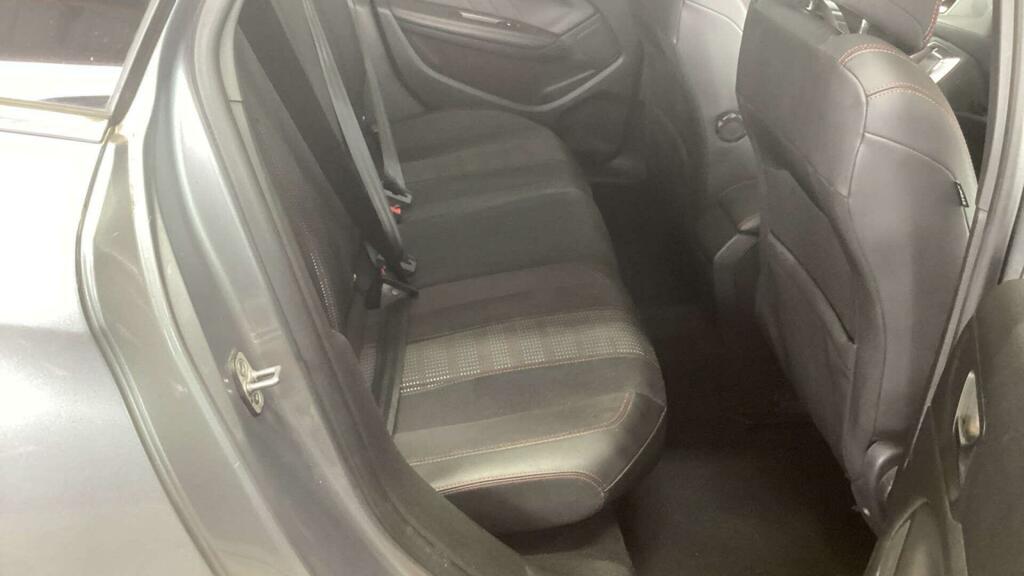 Peugeot 308 SW Puretech Tech Edition  #10